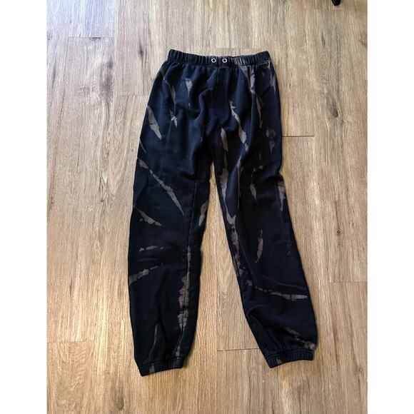 Pam & Gela Women's Jogger Sweatpants Size Small Black Bleach Wash Streetwear - Picture 3 of 9
